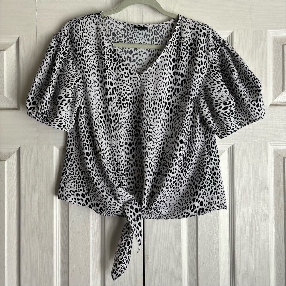 Worthington Black and White Animal Print Blouse
